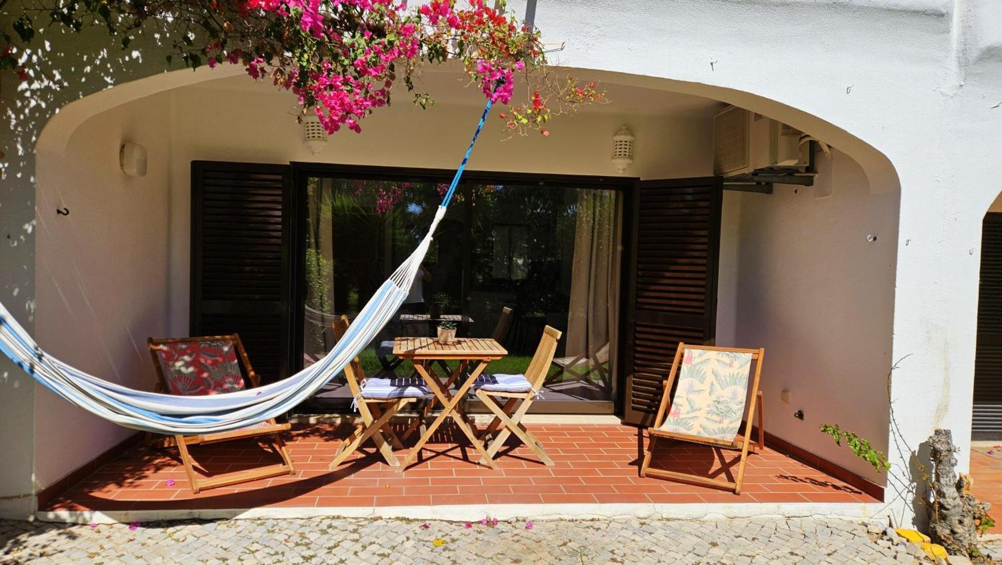 Seacoast Retreat With Pool And Beach Access By Drago Rentals Αλμπουφέιρα Εξωτερικό φωτογραφία