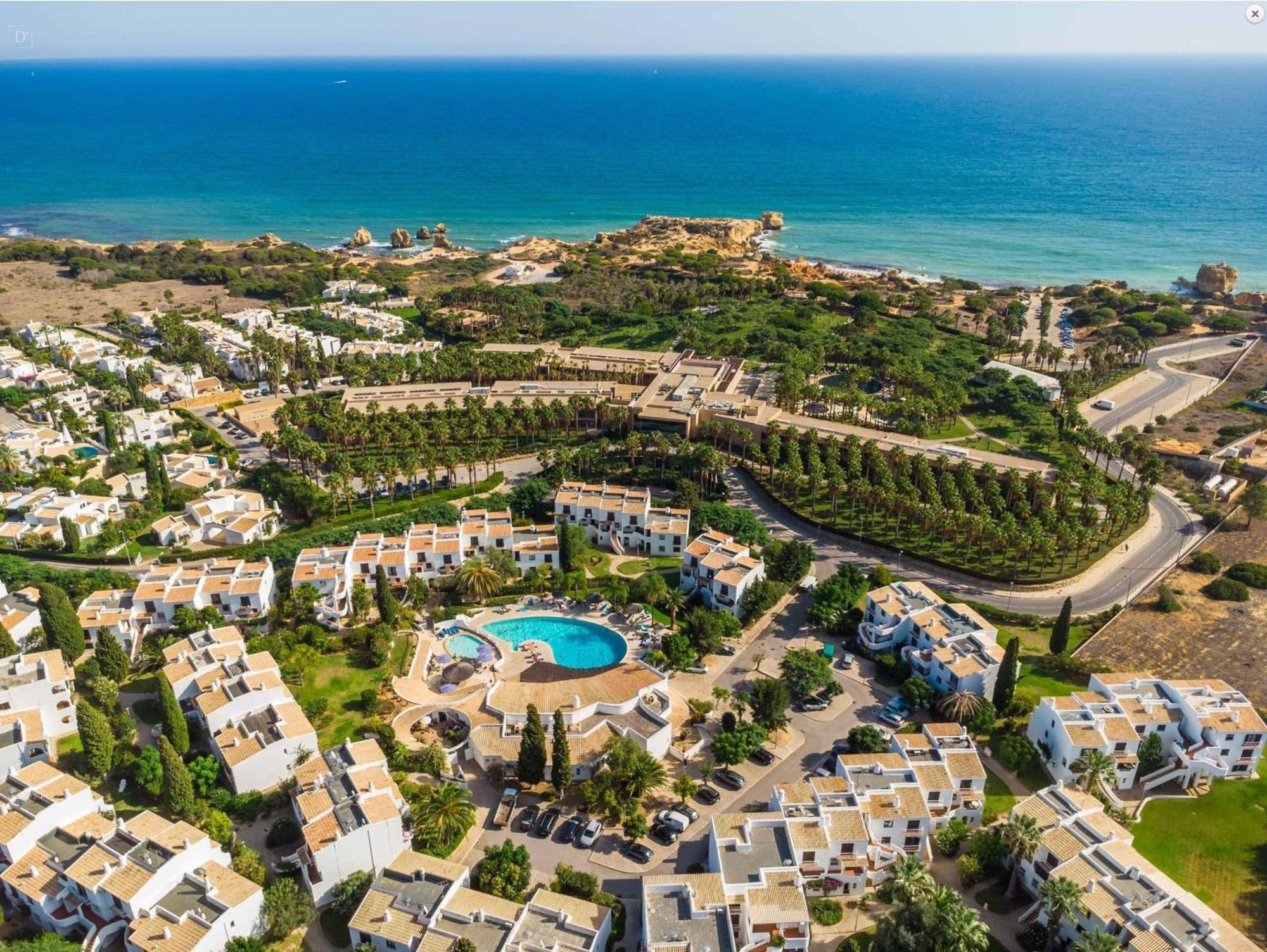 Seacoast Retreat With Pool And Beach Access By Drago Rentals Αλμπουφέιρα Εξωτερικό φωτογραφία